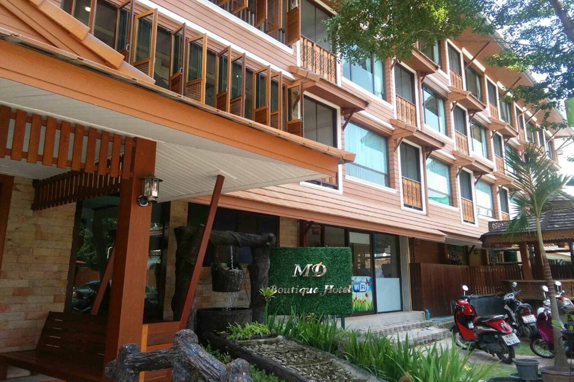 Md Boutique Hotel Chiang Mai Exterior photo